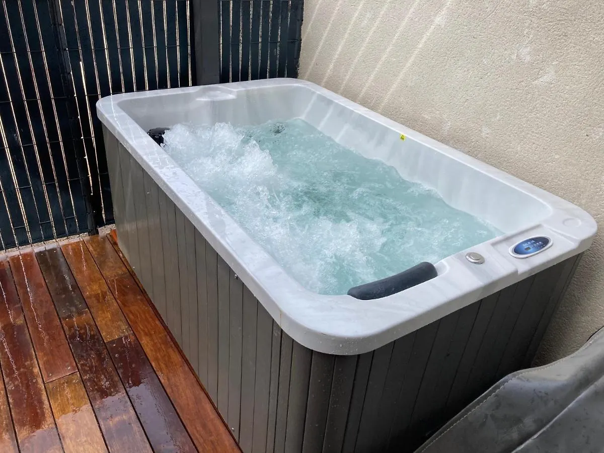 Les Spas De La Chartreuse Tarbes 0*,  France